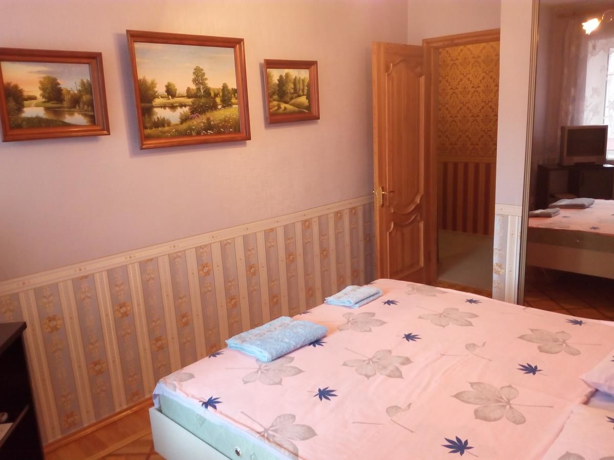 Апартаменты large apartment near sea Черноморск-8